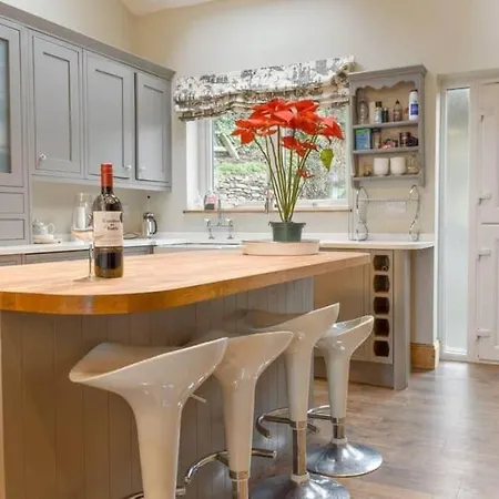 Chambercombe Villa - Harbour View, Decking, Garden, Games Room, Sleeps 20 Ilfracombe Exterior photo